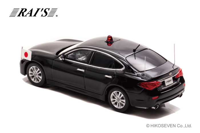 1/43 日産 フーガ 370GT (Y51) 2018 警察本部警備部要人警護車両 (国旗掲揚仕様)：左後