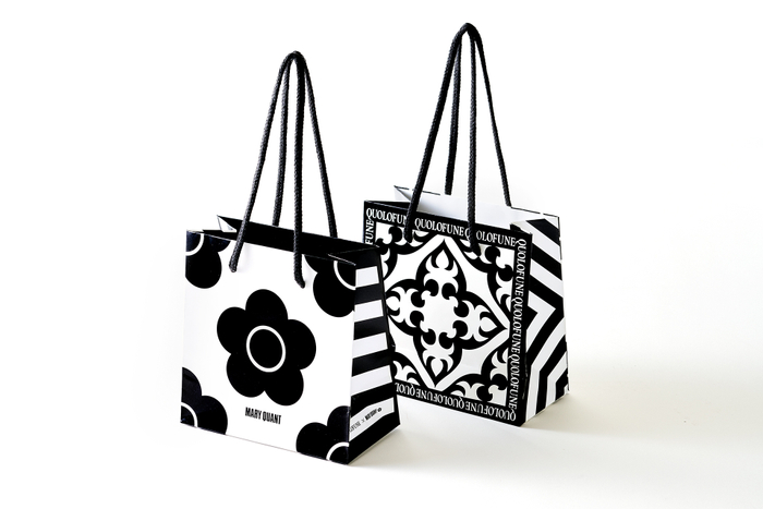 「黒船」&times;「MARY QUANT」オリジナル手提げ袋(表・裏)