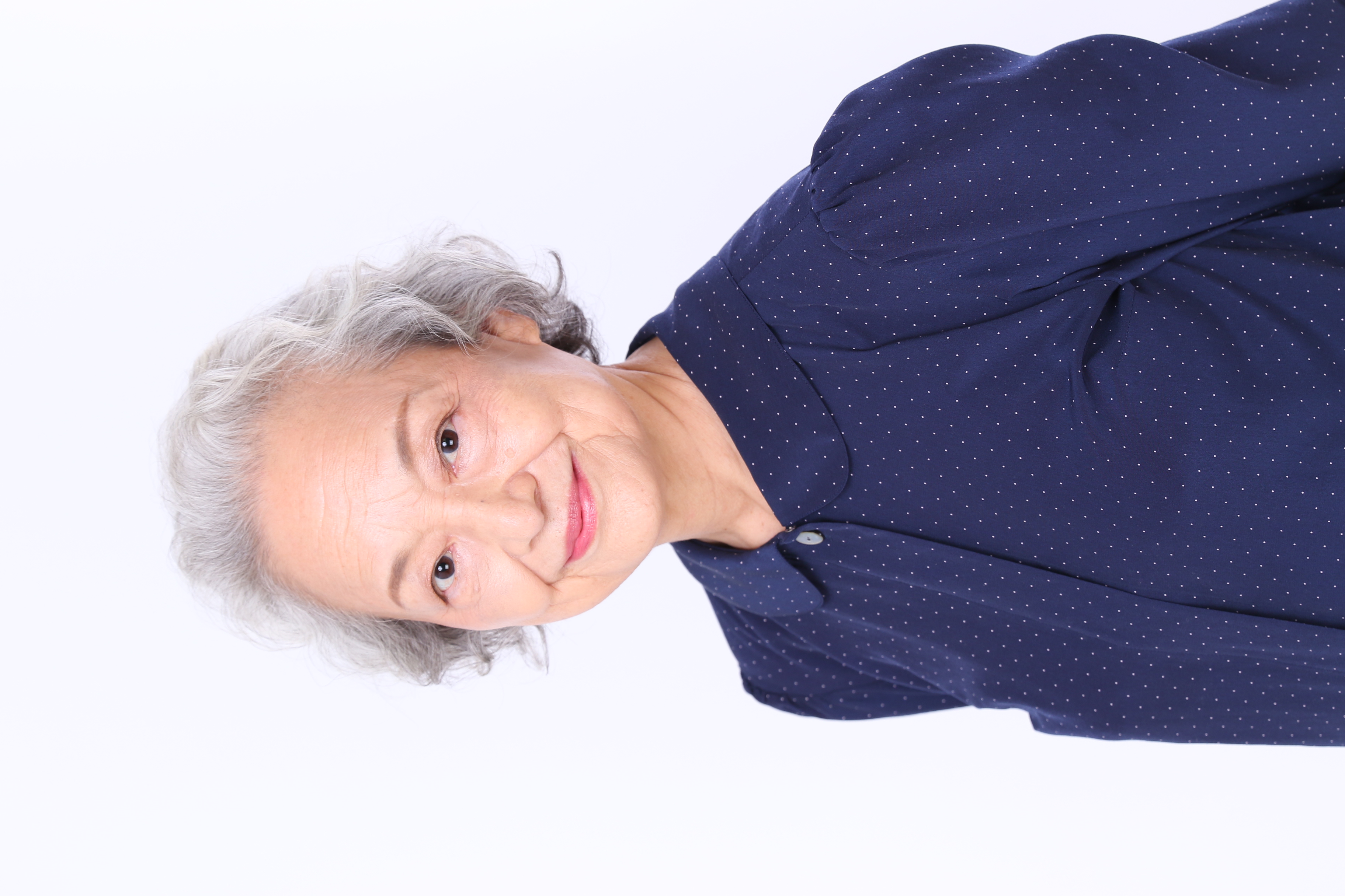 別府康子（劇団民藝）