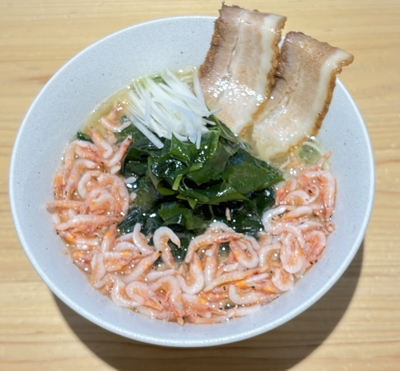 今が旬!鳴門わかめと桜えびの春ラーメン