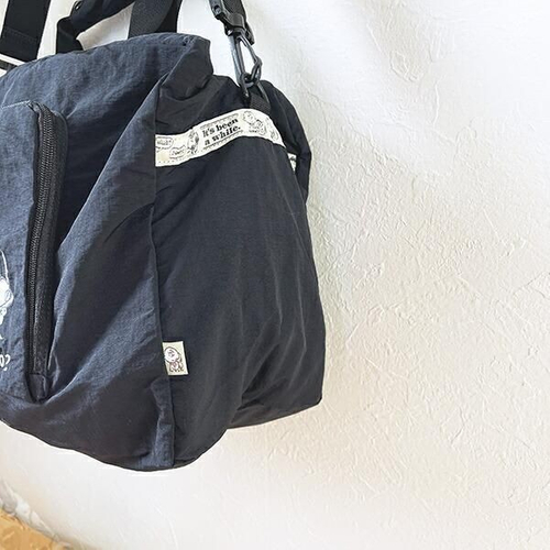 スヌーピーのパッカブルバッグ