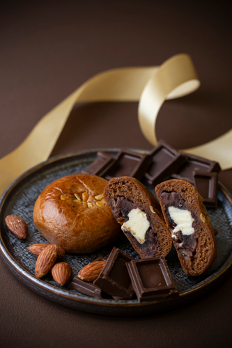 熱海ばたーあんパンまんじゅうチョコ 1個290円