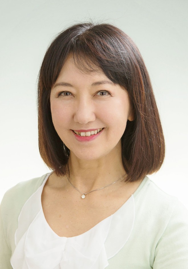 【アン・シャーリー役 山田栄子】
