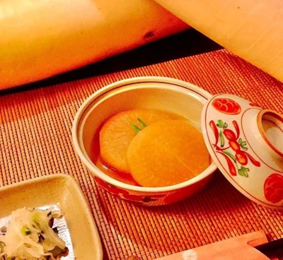 柏屋旅館 夕食：「おしんこと煮物」朝食：「おみそ汁」