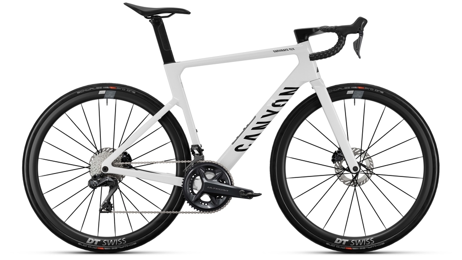 エンデュレース CF SLX 8 Di2  平均重量8.1kg  769,000円（税込）