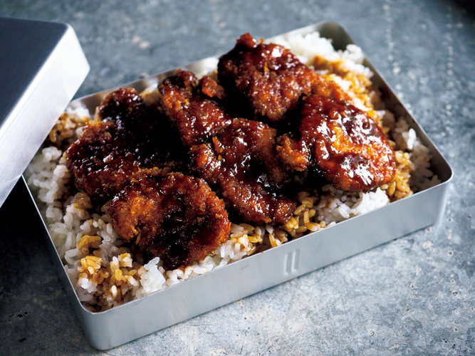 「たれがうまいソースカツ丼弁当」