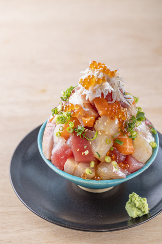 海鮮頂上丼 2,750円(税込)