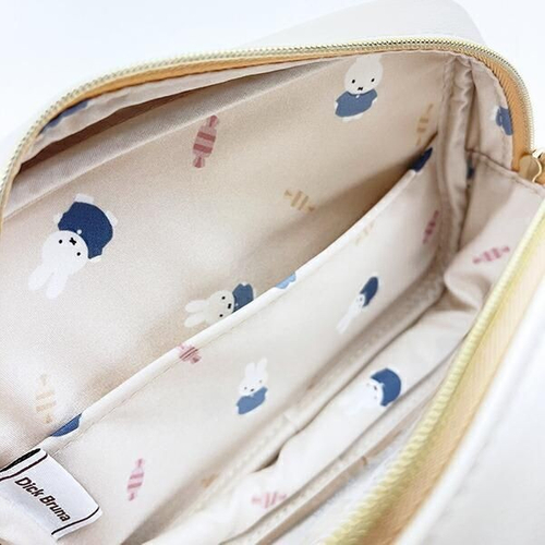 ミッフィーのドルチェシリーズのポーチ