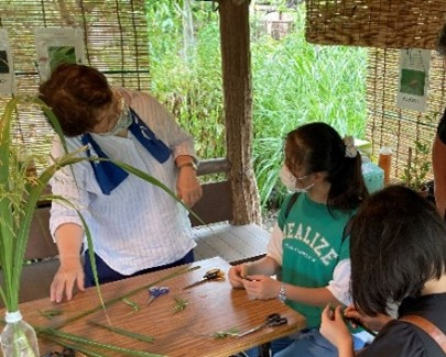 昨年の「虫細工教室」の様子