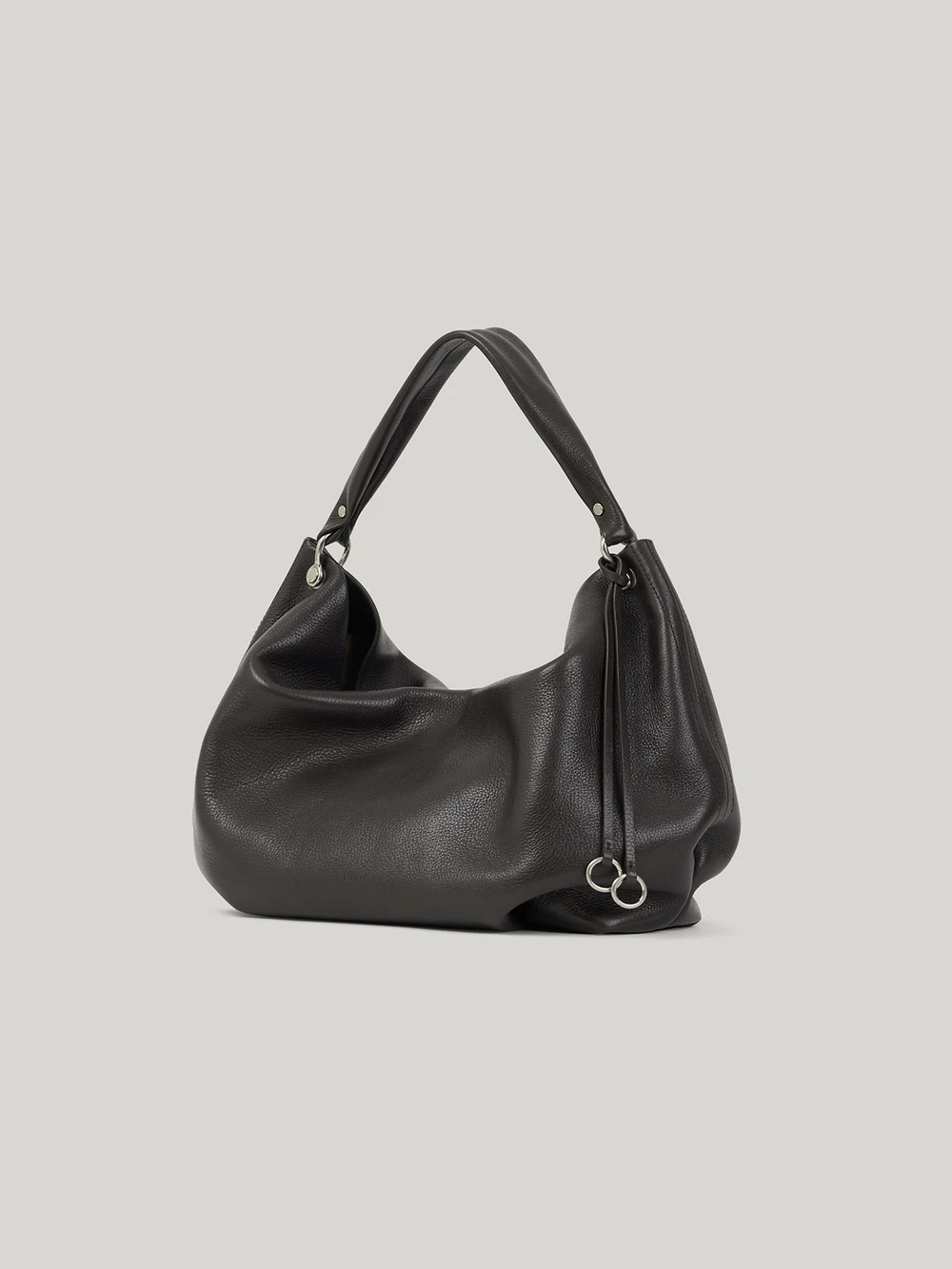 【26AW新作】LOG MIDDLE BAG（￥50,270税込）