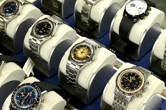 Nivada Grenchen（ニバダ・グレンヒェン）〉 POP-UP開催