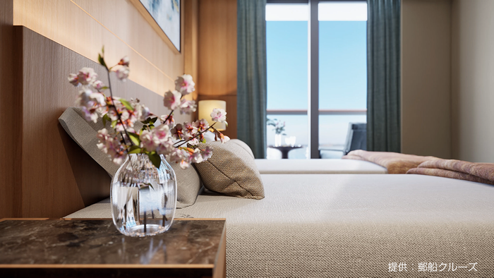 【ミッドシップスイート客室（8072号室）】