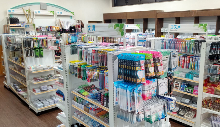 施設内に新たに導入した100円ショップ