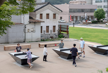 《津山ピンポン広場》(2024)  「森の芸術祭　晴れの国・岡山」Photo：Giacomo Zaganelli