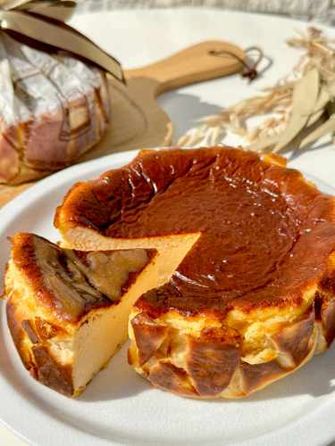 オリジナルバスクチーズケーキ