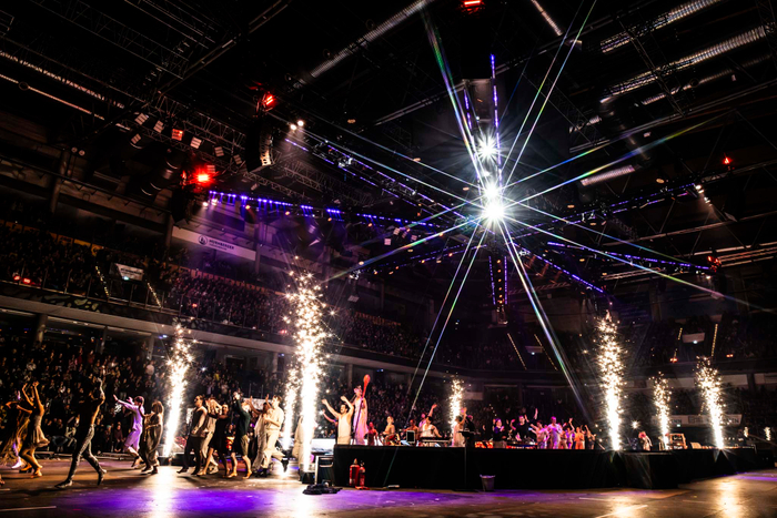 華やかなフィナーレ（&copy;Daniel Heydt）