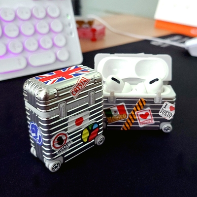 【miak AirPods / Pro キャリーケース】自分だけのオリジナルデザインが可能