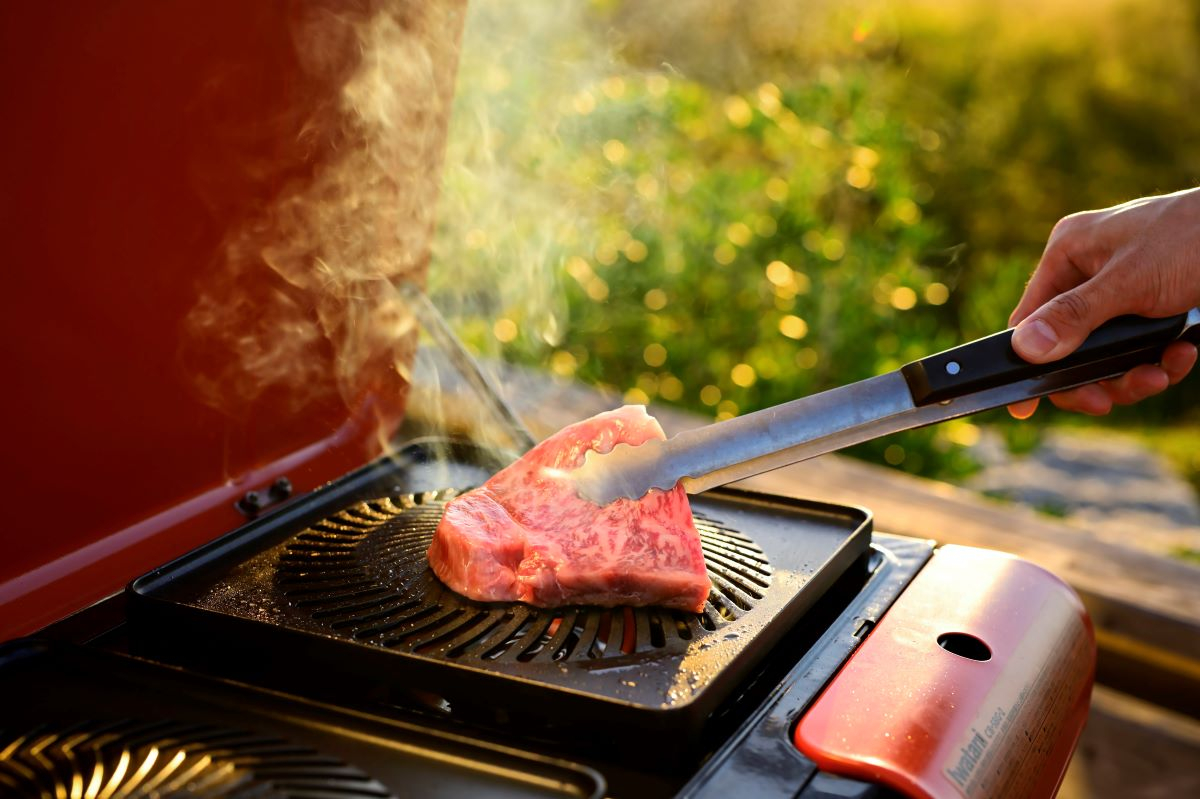 ▲&ldquo;淡路ビーフ&rdquo;をBBQで豪快に