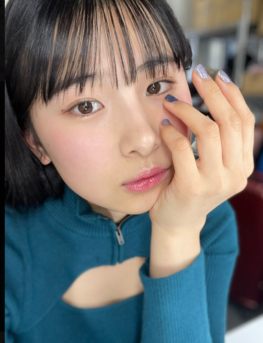 茅乃碧依（かやのあおい）