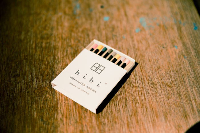 店舗限定「hibi for you」（８本入り／専用マット付）税込880円