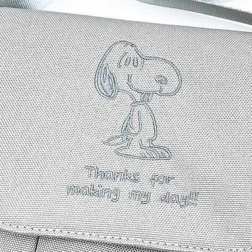 スヌーピーのショルダーバッグ