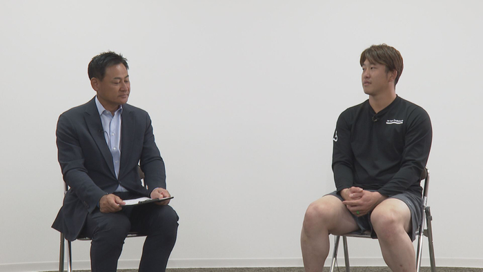 前田智徳さん・小園海斗選手（広島東洋カープ）