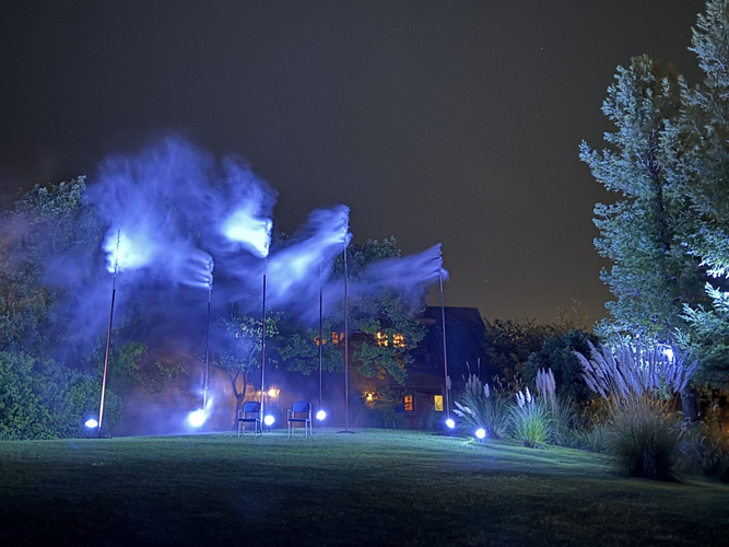 ライトアップされた雲海（入道雲）