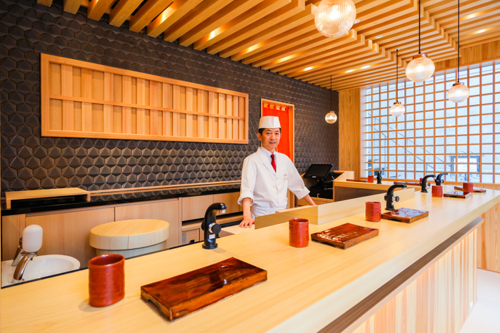 「立喰鮨 銀座おのでら本店」内観