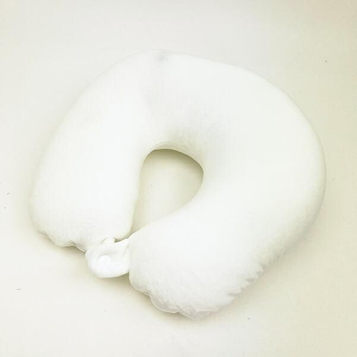 サンリオのネックピロー