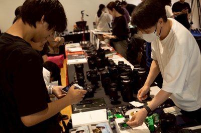 東京工芸大学 写真機材展2026の会場の様子(2)