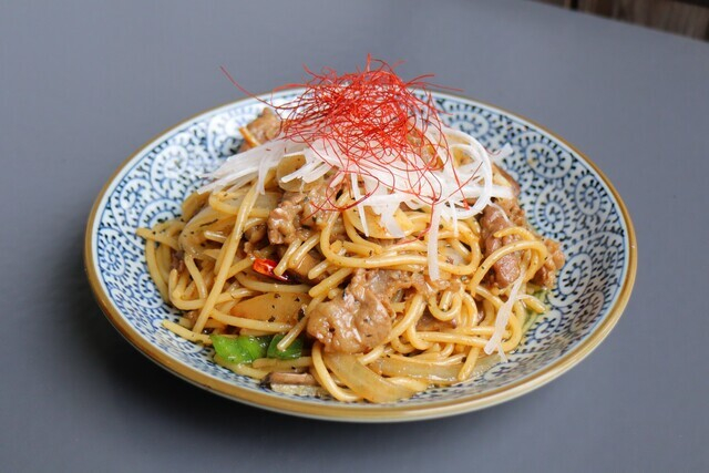 牛カルビのすき焼きペペロンチーノ