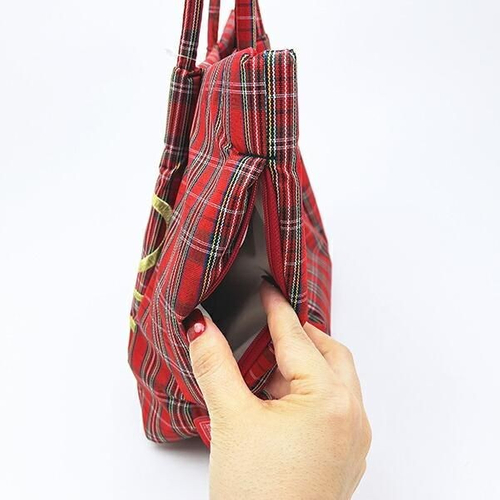 サンリオのハローキティのトートバッグ2種