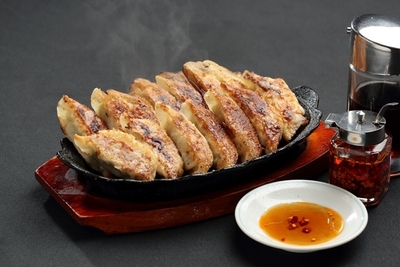 希少部位!豚頭肉の御園餃子(御園飯店)