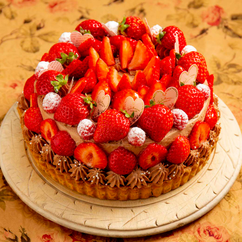 「あまおうのショコラショートケーキタルト」