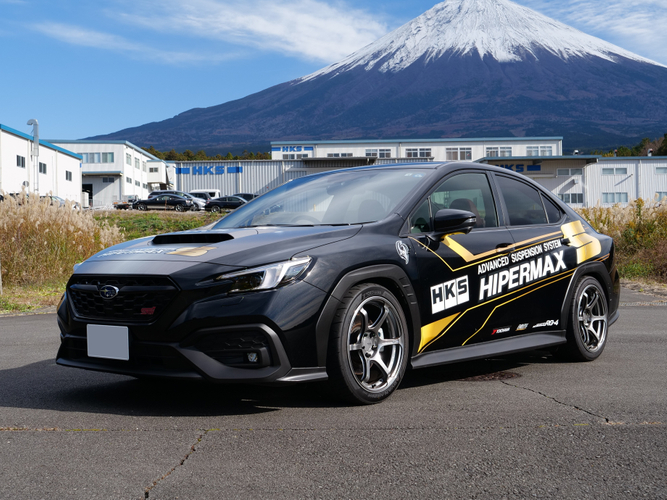 デモカー WRX S4