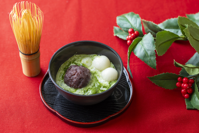 温かい「お抹茶ぜんざい」の振る舞い　【先着数量限定】