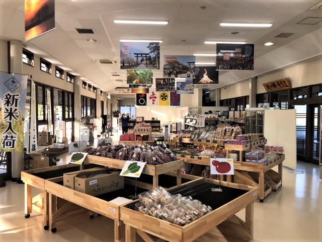 施設内館（リニューアルした農産物販売コーナー）