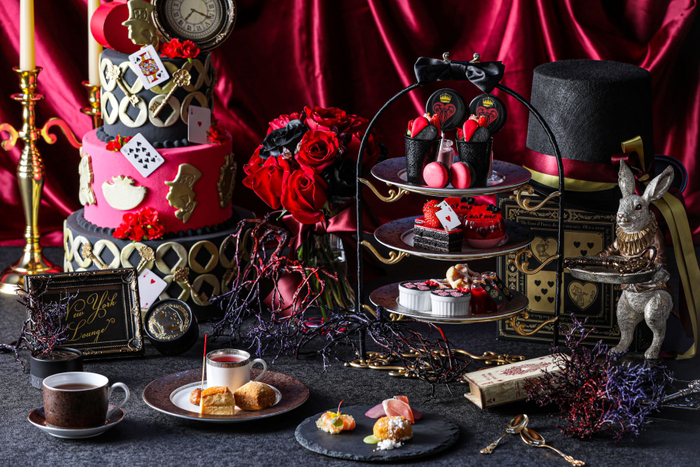 ニューヨークラウンジで4月1日から販売の ダークプリンセスアフタヌーンティー &ldquo;不思議の国のアリス&rdquo;