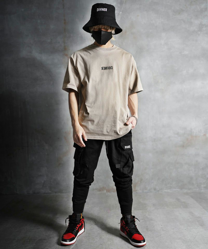 Exaggerate Box Logo TEE（ベージュ）