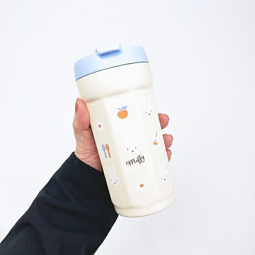 ミッフィーのコップ