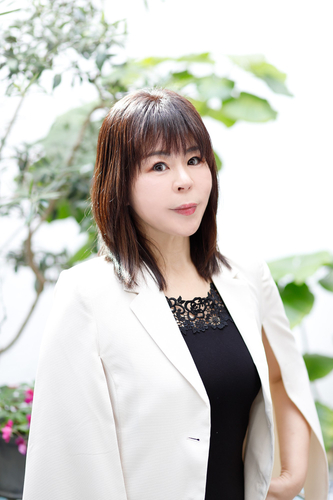 著者近影（撮影／迫田真実）