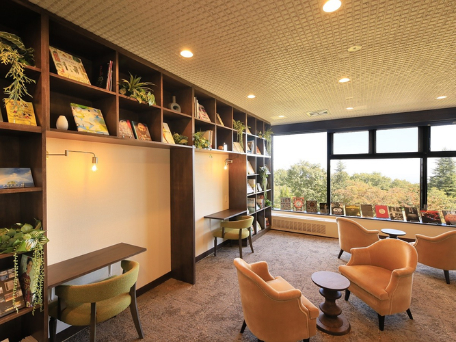 ライブラリーラウンジ