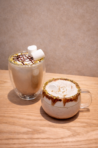 アイスほうじ茶ショコララテ／ほうじ茶ショコララテ