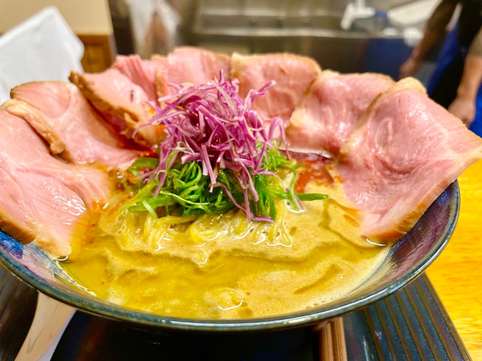 手前から食べ進めて下さい