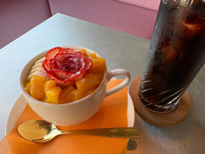 TEA CUP ACAI （ドリンク付き）