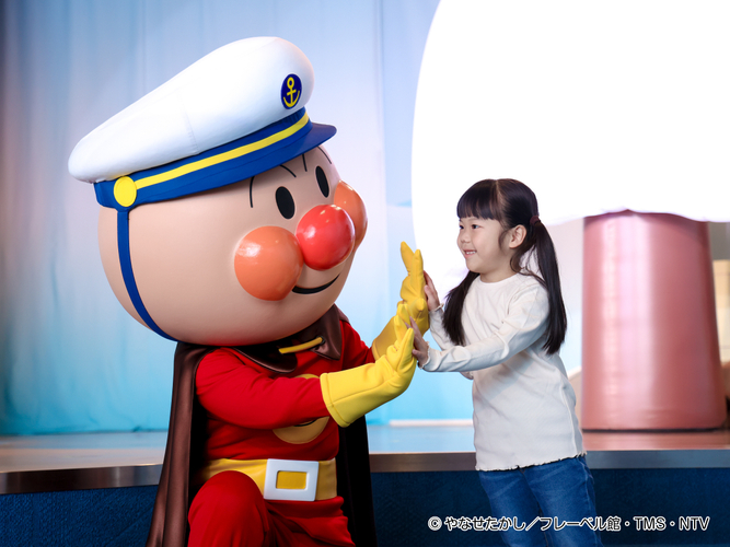ステージに登場するアンパンマンのキャラクターグリーティング※画像はイメージです