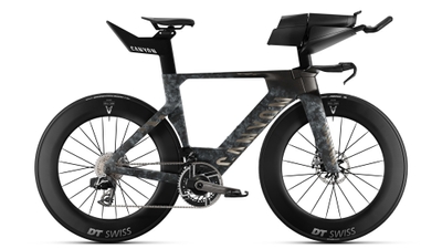 スピードマックス CFR AXS （スラムレッドAXS完成車）1,830,000円（税込）  平均重量8.48kg　特別カラー（アップチャージ85,000円）：ヘニゼ