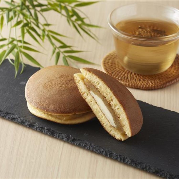 【台湾蜜いもバターどらやき ８個入[冷凍食品]】イメージ画像
