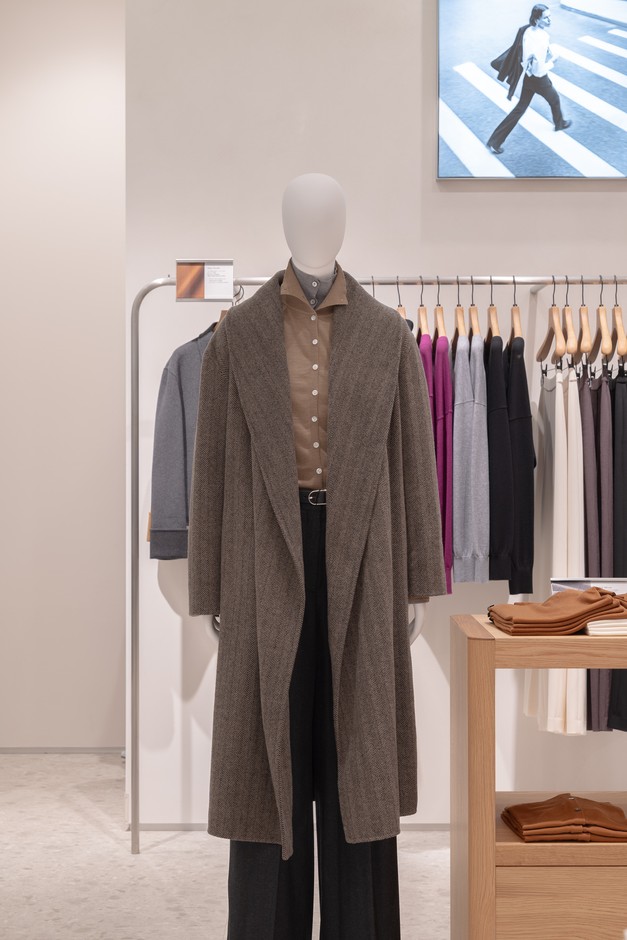 Herring Double Luxe Shawl Coat 132,000円