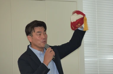 【名城大学】ラグビー元日本代表の小泉和也経済学部准教授が薬学部で講義